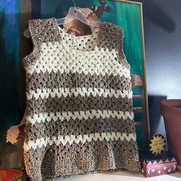 Crochet Sleeveless Top in Cream One Size - Picture 3 of 14